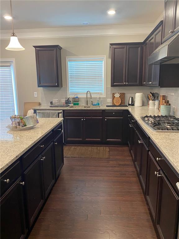 Foto del edificio - 845 Elmsbrook Ln