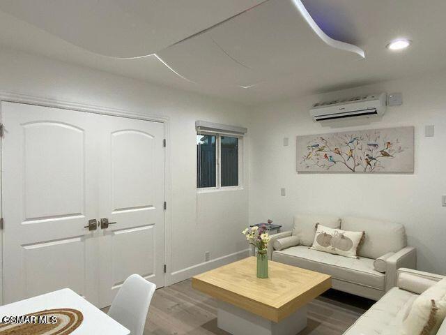 Foto del edificio - 535 S Danville Ave