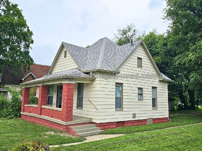 Foto del edificio - 2336 Sycamore St