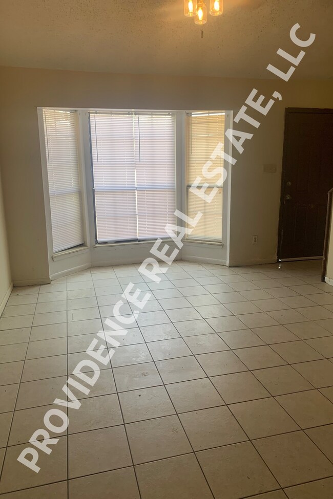 Foto del edificio - 503 Kennon Ln