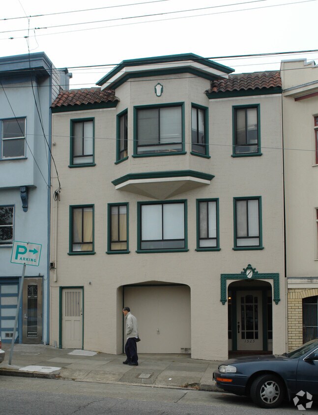 Building Photo - 1525 Clement St