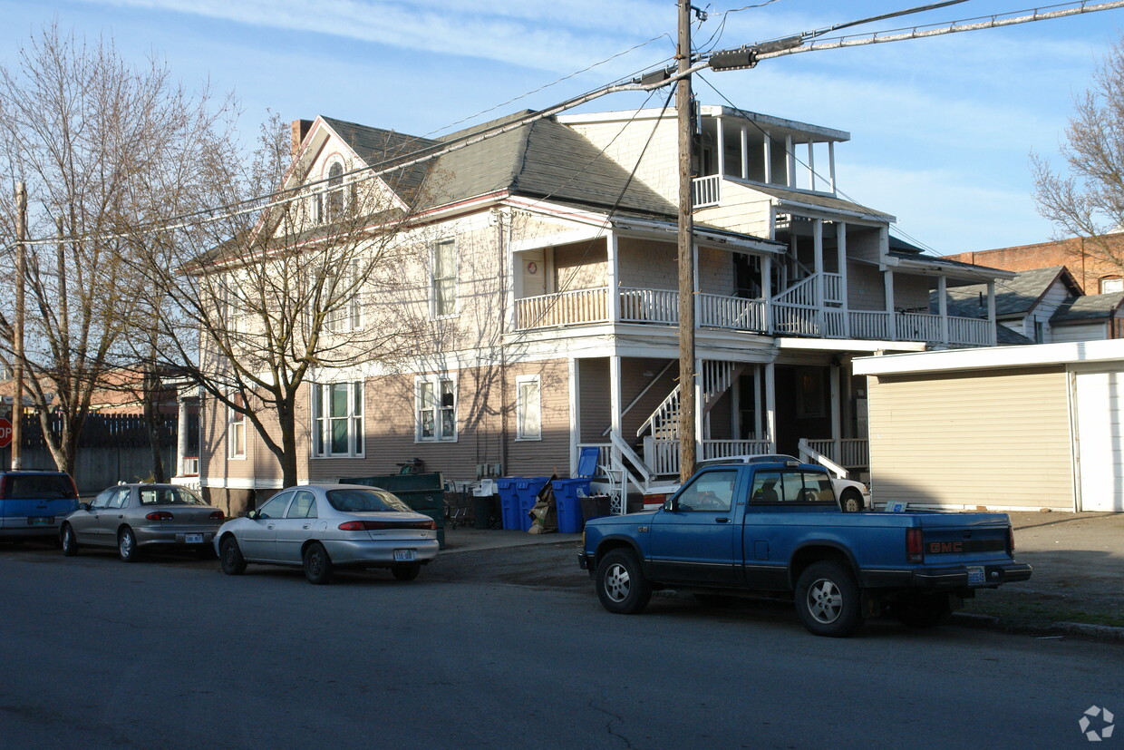 Building Photo - 1302 W Boone Ave