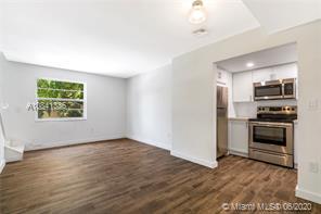 Foto principal - 1114 Douglas Rd