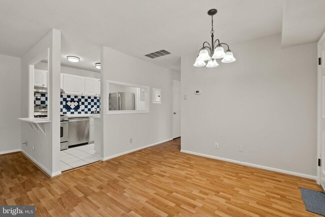 Building Photo - 12654 Dara Dr