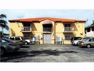 Primary Photo - 1699 SW 7th St