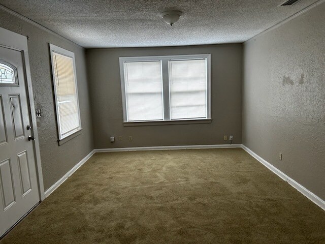 Foto del edificio - 5616 Calvin Ave