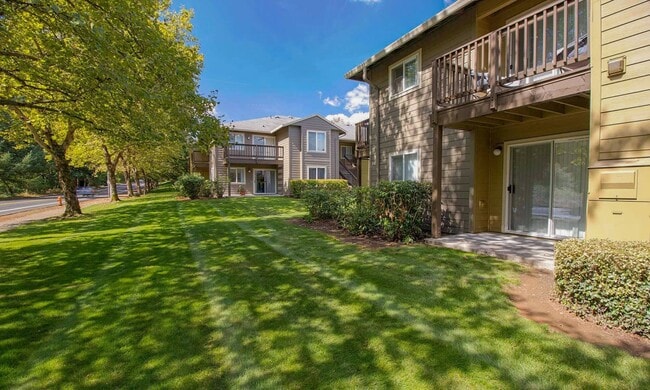 Lots of Well-Maintained Landscaping - Pioneer Ridge Apartments Lots of Well-Maintained Landscaping - Pioneer Ridge Apartments