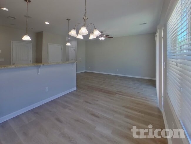 Building Photo - 356 Dawsons Park Dr