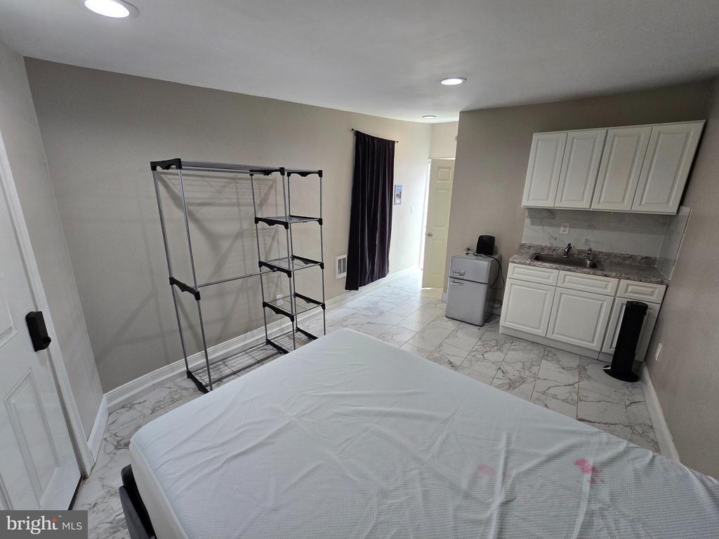 Foto principal - 614 Minor St