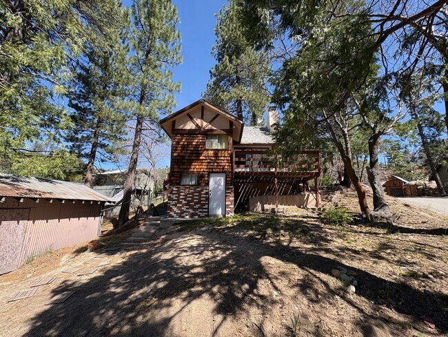 Foto del edificio - Cozy Meets Modern – Beautifully Upgraded Cabin in the Pines