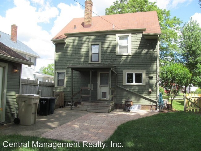 Foto del edificio - 1326 Longfellow Ave