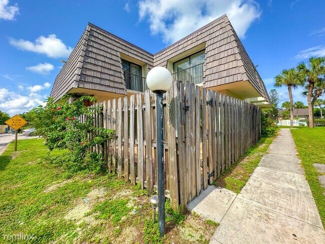 Foto del edificio - 3 br, 2.5 bath House - 1869 N Congress Ave