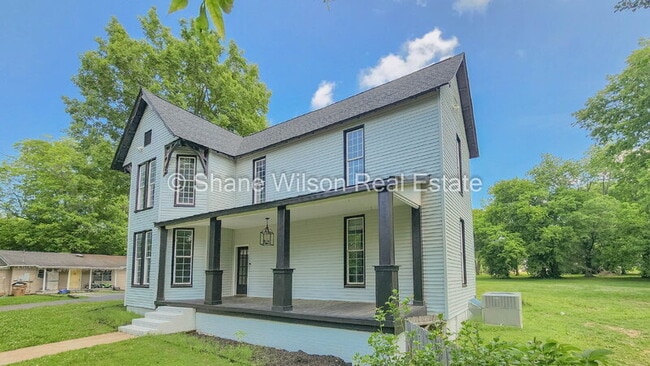 Building Photo - 331 Smith Cir