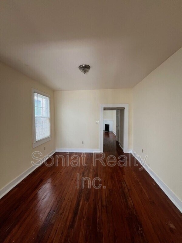 Building Photo - 2510 General Pershing St