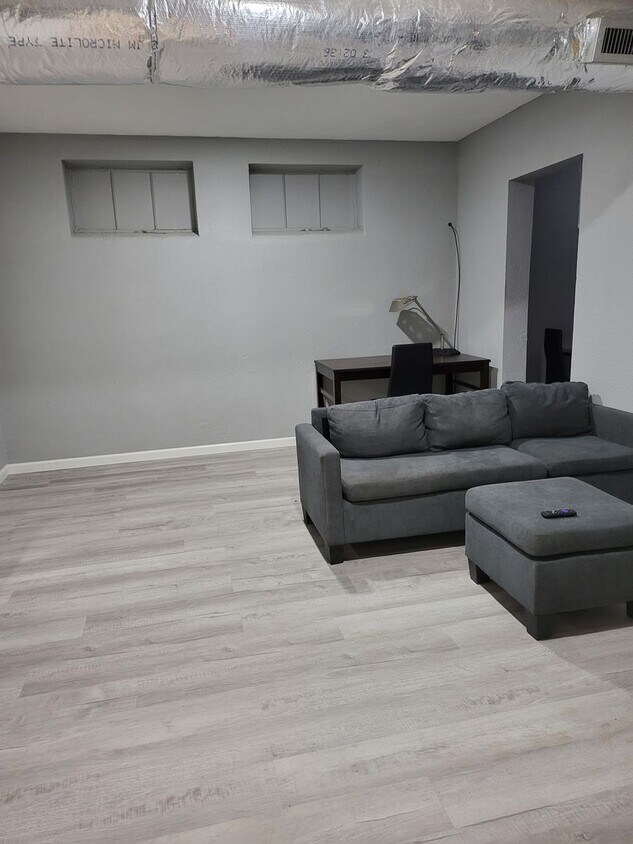 Foto principal - 1201 E Broadway Ave