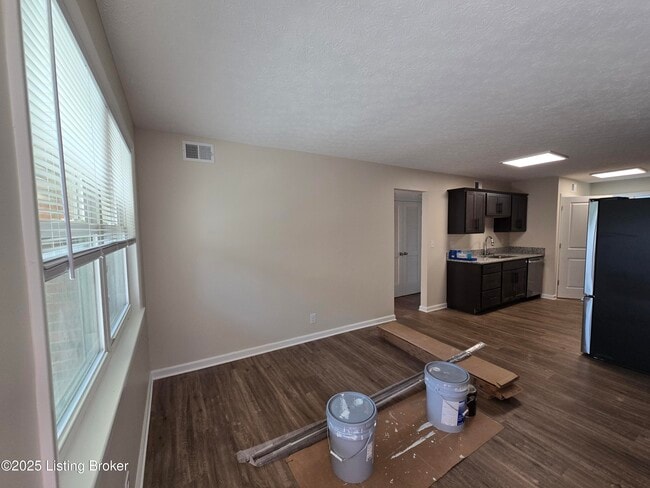 Building Photo - 9124 Kenlock Dr