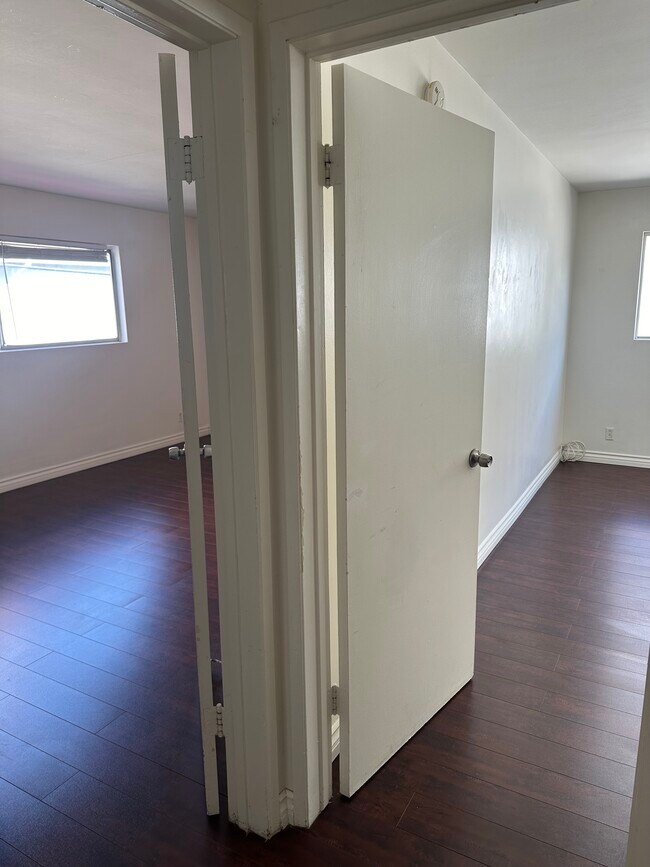 Foto del edificio - 10786 Missouri Ave