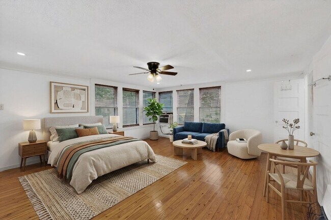 Foto del edificio - 526 W Lynwood Ave