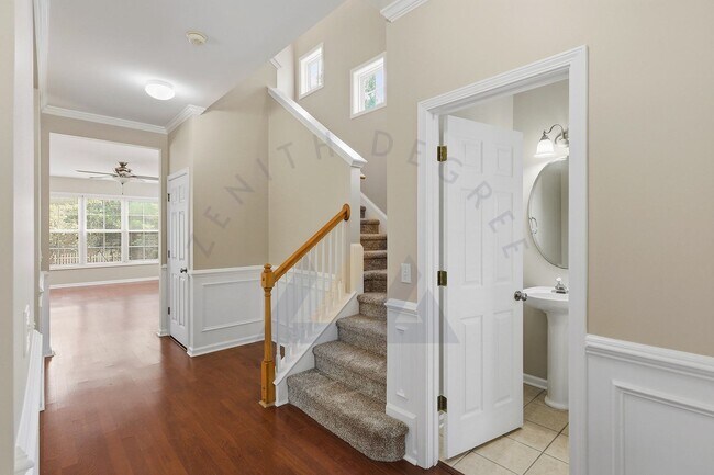 Building Photo - 65 Westbury Way