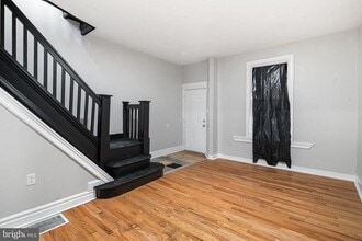 Building Photo - 3836 Wyalusing Ave