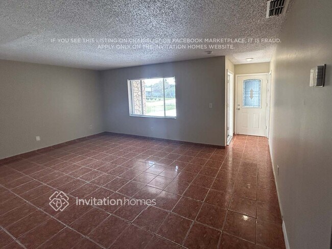 Foto del edificio - 814 Centerwood Ct