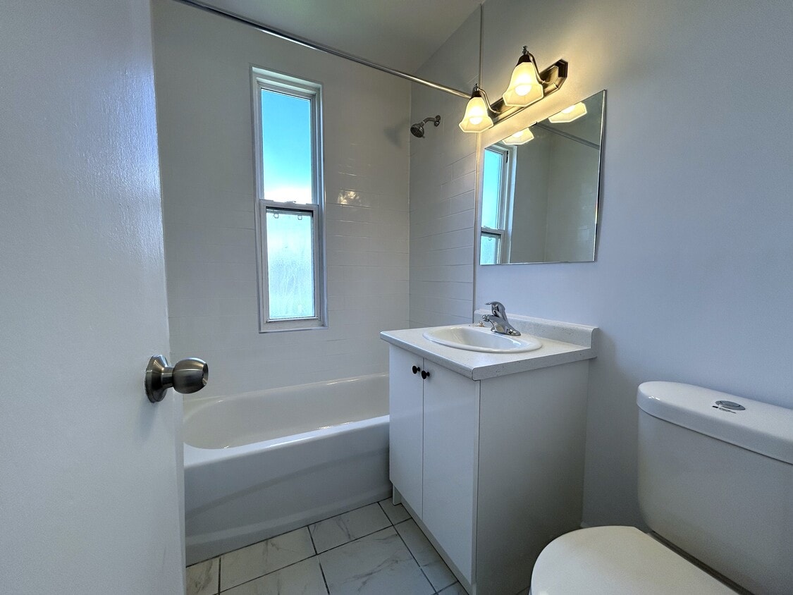 Building Photo - Maurice Park Apartments