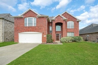 Building Photo - 17610 Forest Haven Trail