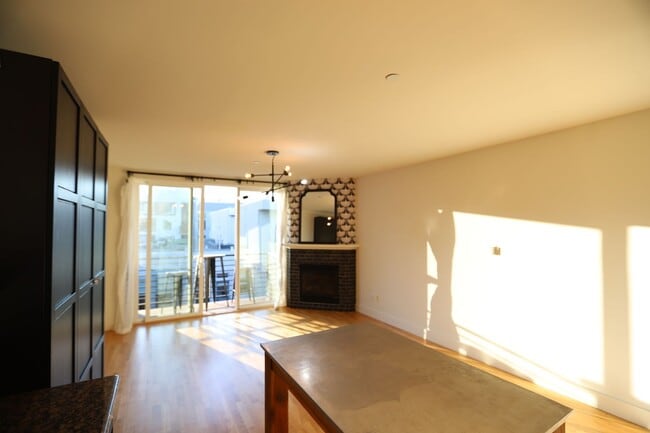 Building Photo - 776 Tehama St