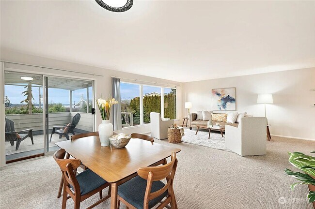 Foto del edificio - Amazing Richmond Beach Retreat 2bd 2ba