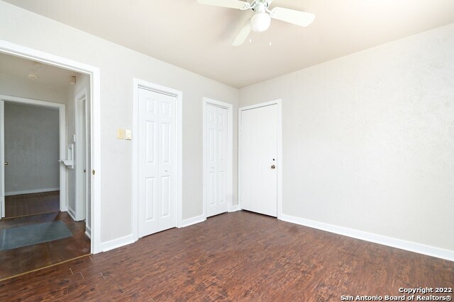 Foto del edificio - 211 Rose Ln