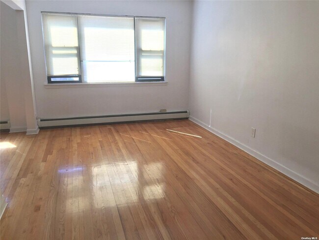 Building Photo - 52-15 90th St