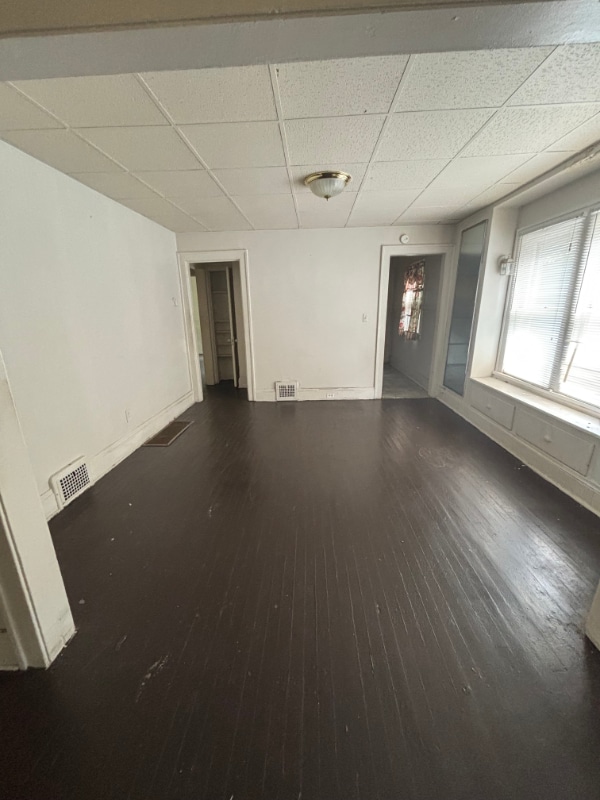 Building Photo - 3661 E 146th St
