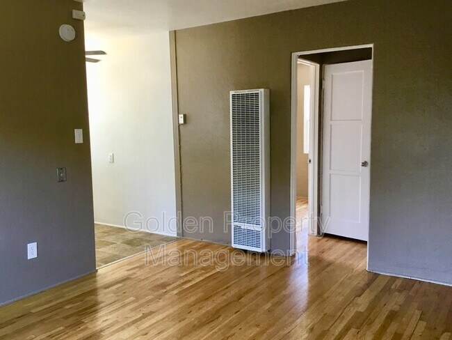 Building Photo - 4524 Georgia St