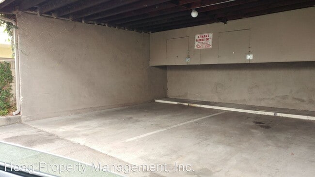 Building Photo - 11628 Gurley Ave