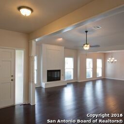 Building Photo - 1 COTTESMORE CT