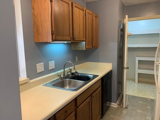 Foto del edificio - 2 Bedroom 2 Bath Condo