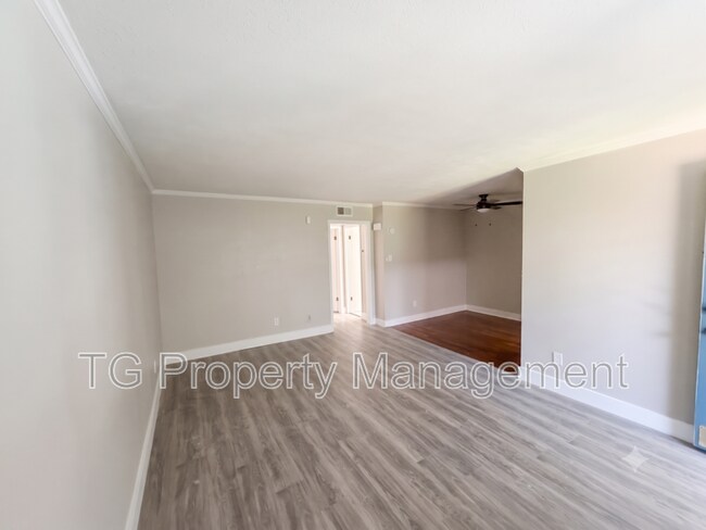 Foto del edificio - 3921 Inwood Rd