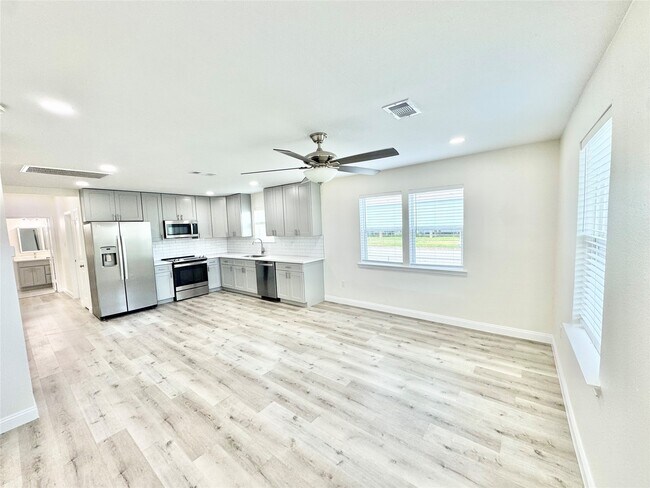 Foto del edificio - 5127 Avenue L