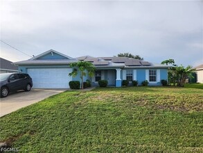 Building Photo - 1627 S Gator Cir