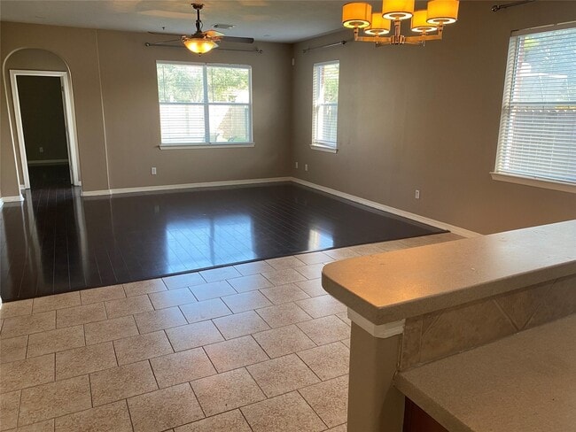 Building Photo - 3643 Rocky Ledge Ln