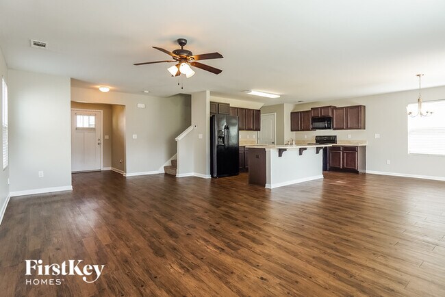 Building Photo - 4778 Woodford Cir