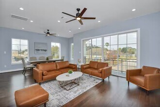 Building Photo - 3412 Dixie Dr