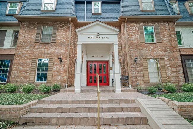 Foto del edificio - 359 N Post Oak Ln