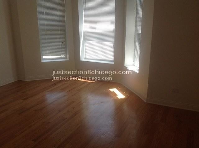 Foto del edificio - 429 N Hamlin Ave
