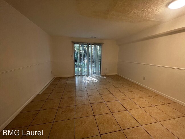 Foto del edificio - 2 br, 1 bath House - 1872 Dutch Village Dr