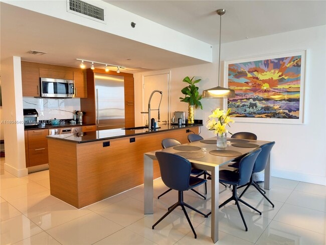 Building Photo - 50 Biscayne Blvd