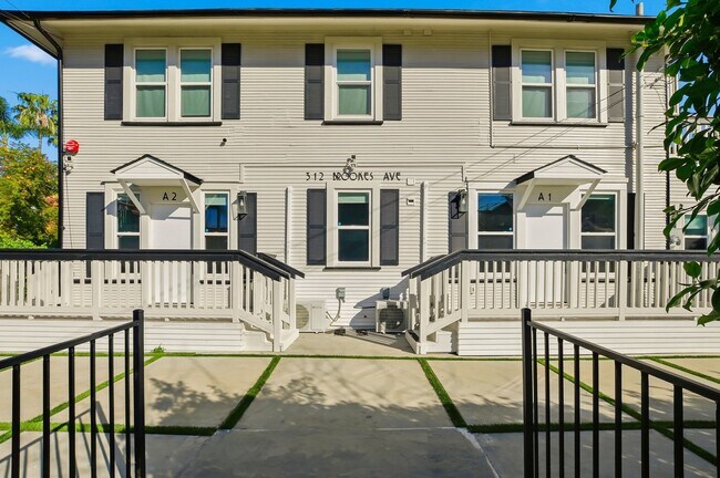 Foto del edificio - 312 Brookes Ave