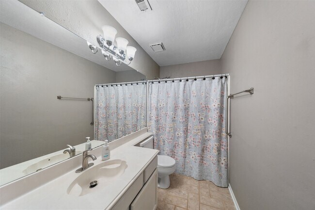 Foto del edificio - 7 Rockridge Ct