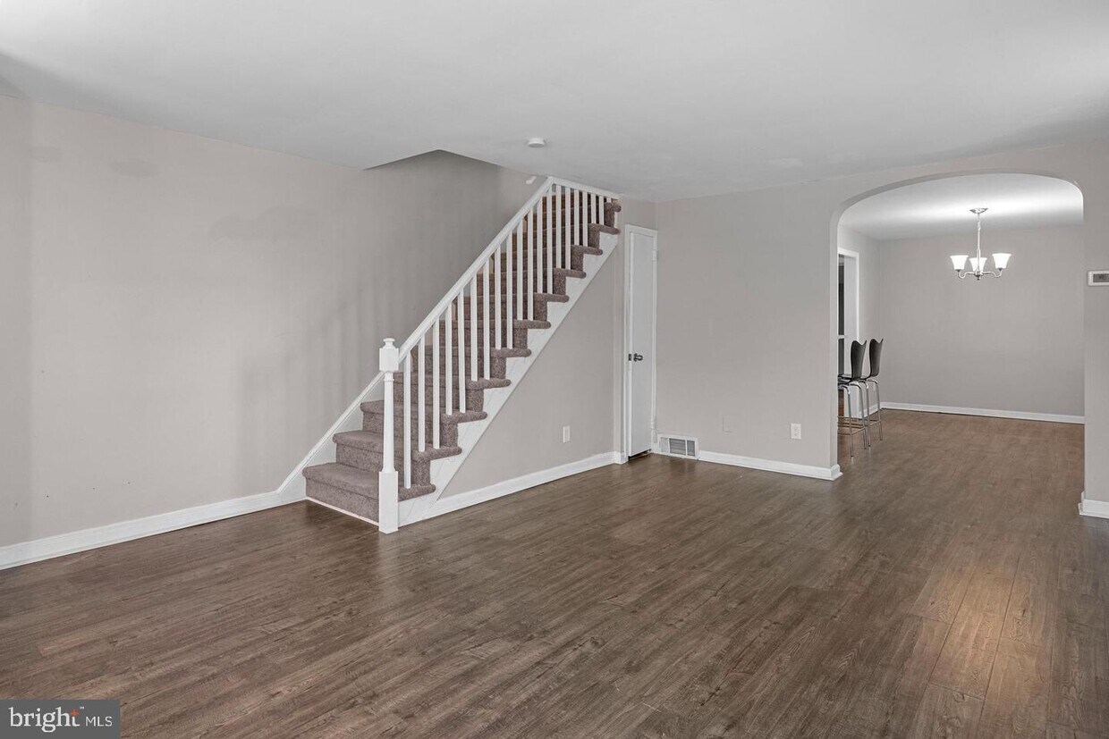 380 Edmonds Ave, Drexel Hill, PA 19026 Townhome Rentals in Drexel