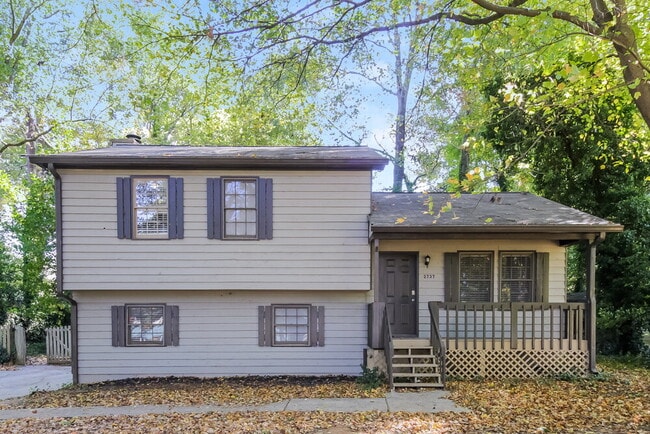 Building Photo - 2737 Pine Mountain Cir